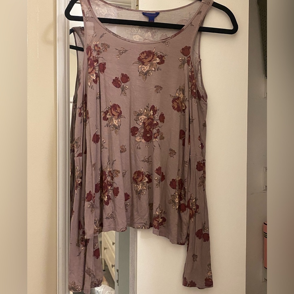 Aeropostale Floral Long Sleeve with Shoulder Cut Outs